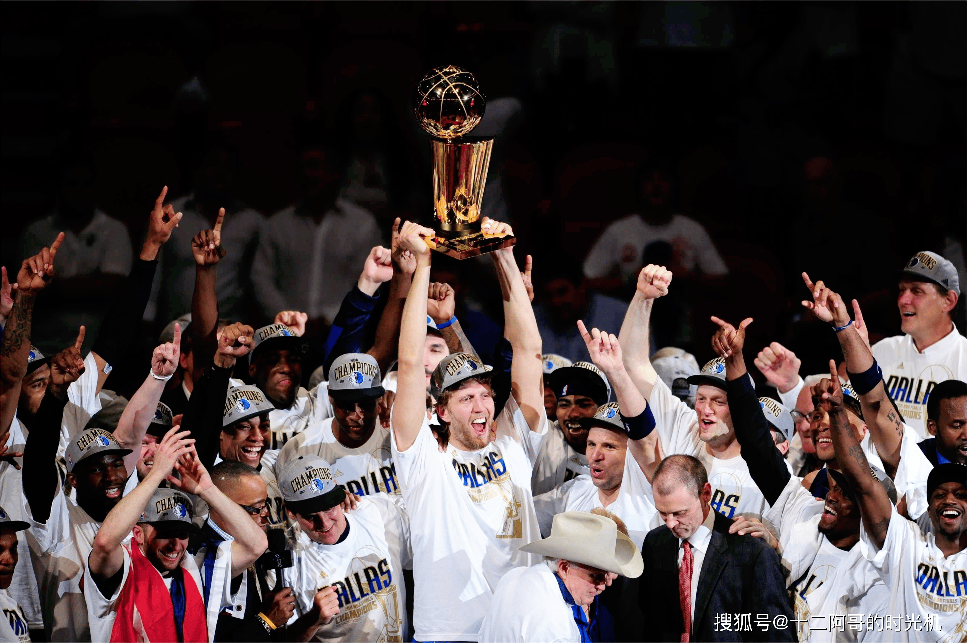 九游下载-加时末段达拉斯独行侠调整名单以备欧冠；手感冰凉环节打磨；媒体盛赞；球队文化再被提及的简单介绍